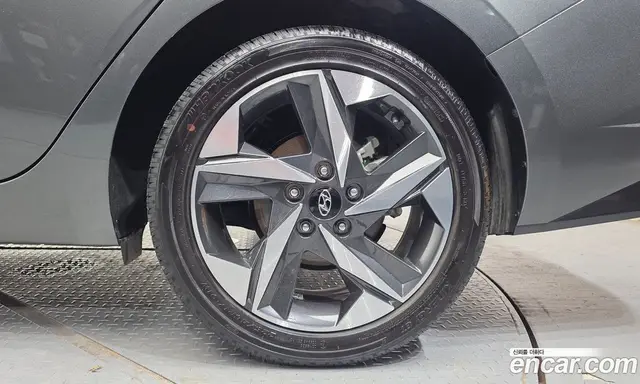 Hyundai Avante 2022 1.6 автомат (гидро), миниатюра 6 Hyundai Avante 2022 1.6 автомат (гидро), миниатюра 6