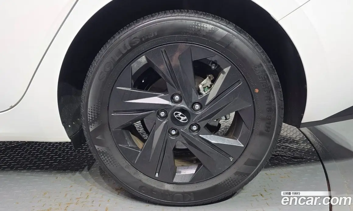 Hyundai Avante 2023 1.6 автомат (гидро), фото 7 Hyundai Avante 2023 1.6 автомат (гидро), фото 7