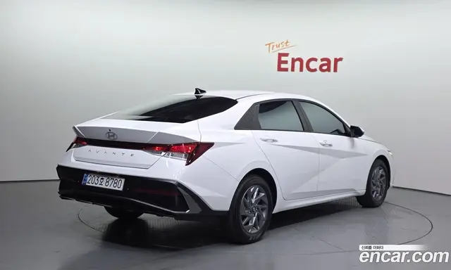 Hyundai Avante 2025 1.6 автомат (гидро), миниатюра 2