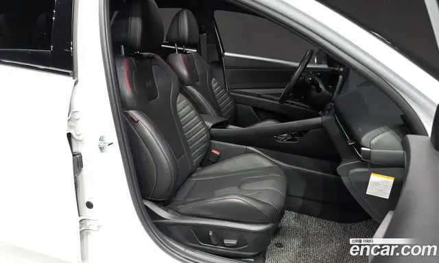 Hyundai Avante 2025 1.6 автомат (гидро), миниатюра 11 Hyundai Avante 2025 1.6 автомат (гидро), миниатюра 11