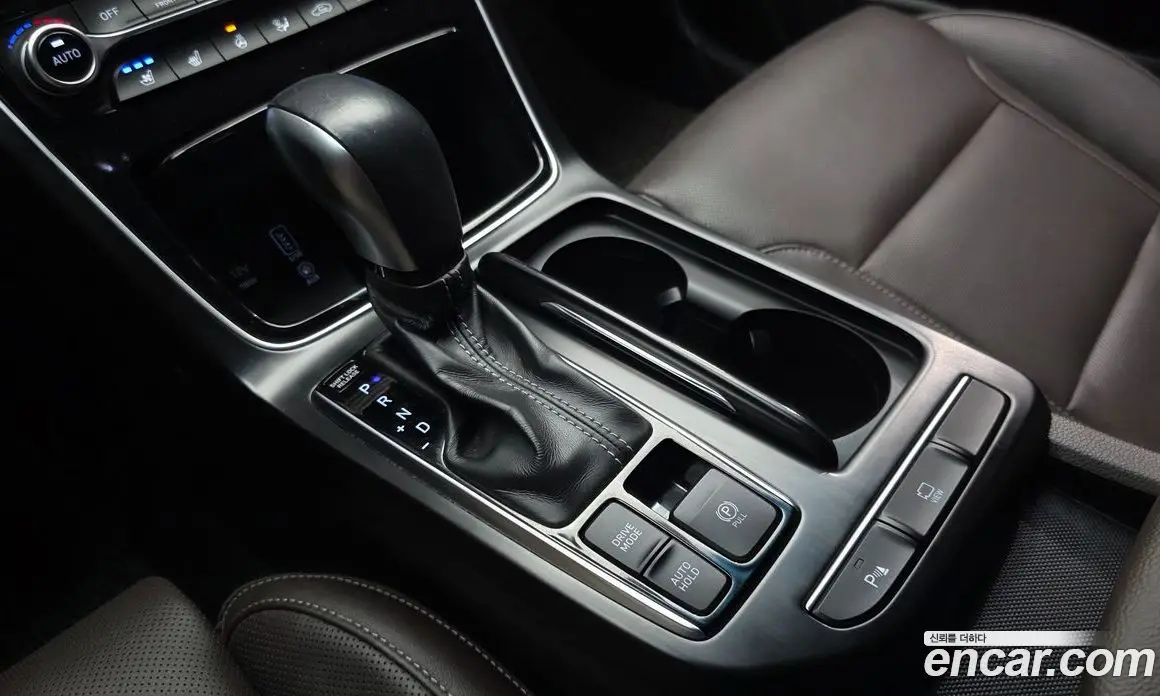 Hyundai Grandeur 2017 2.4 автомат (гидро), фото 12 Hyundai Grandeur 2017 2.4 автомат (гидро), фото 12