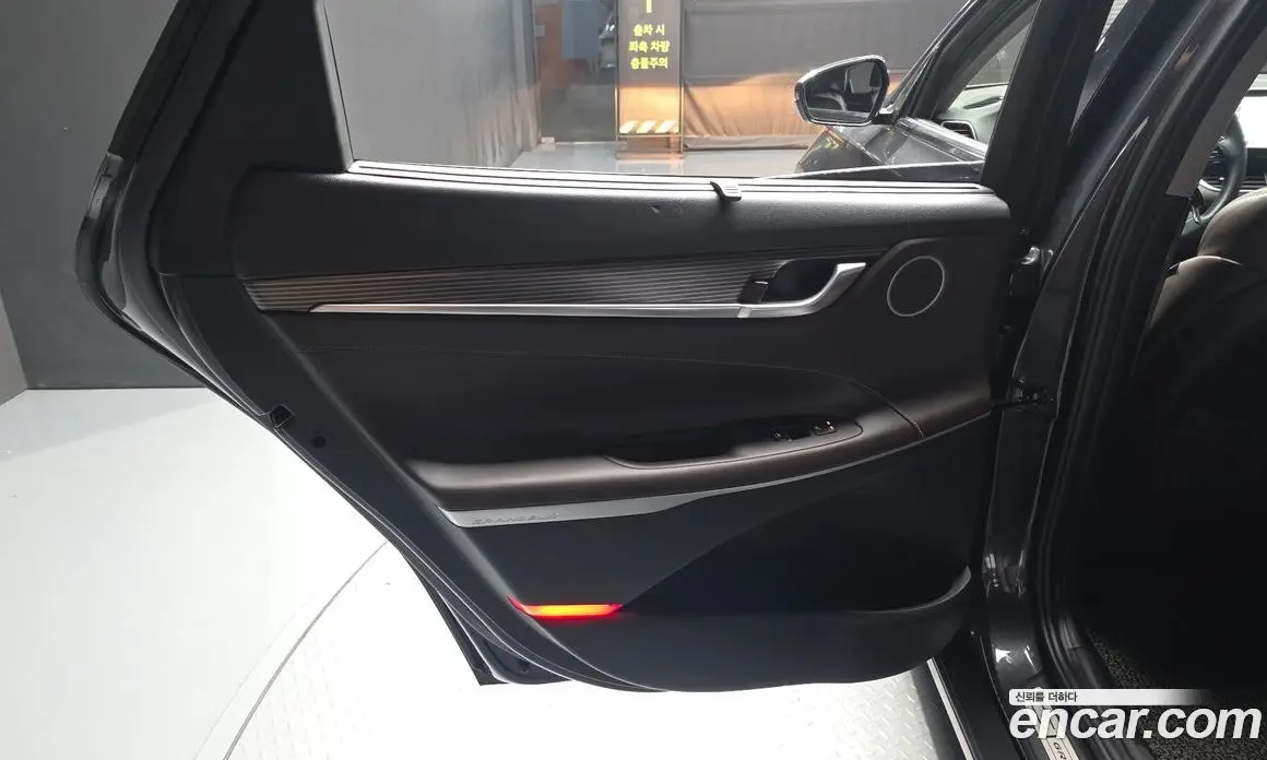 Hyundai Grandeur 2017 2.4 автомат (гидро), фото 15 Hyundai Grandeur 2017 2.4 автомат (гидро), фото 15