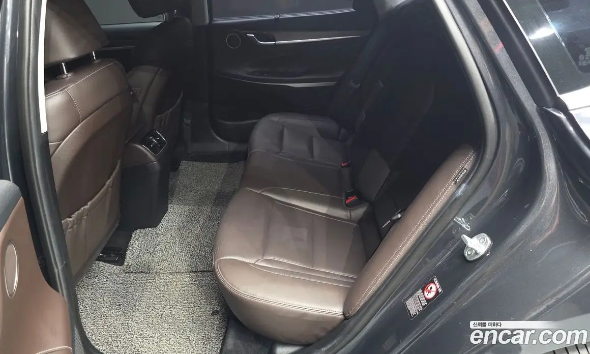 Hyundai Grandeur 2017 2.4 автомат (гидро), фото 18 Hyundai Grandeur 2017 2.4 автомат (гидро), фото 18