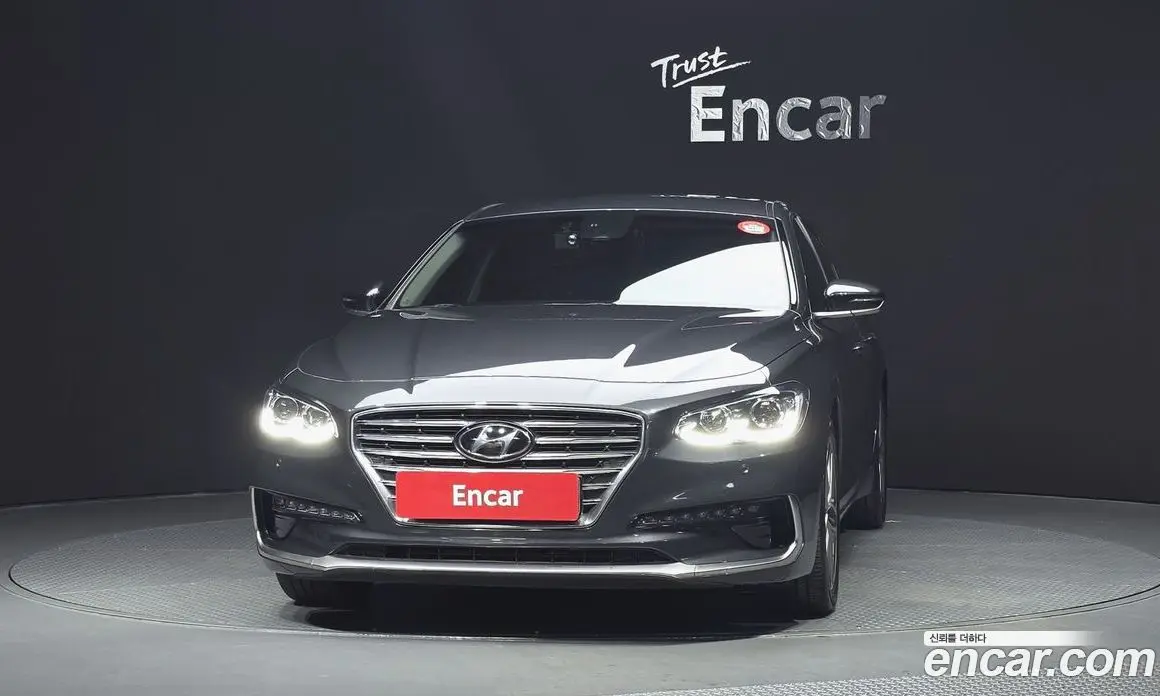 Hyundai Grandeur 2017 2.4 автомат (гидро), фото 3 Hyundai Grandeur 2017 2.4 автомат (гидро), фото 3
