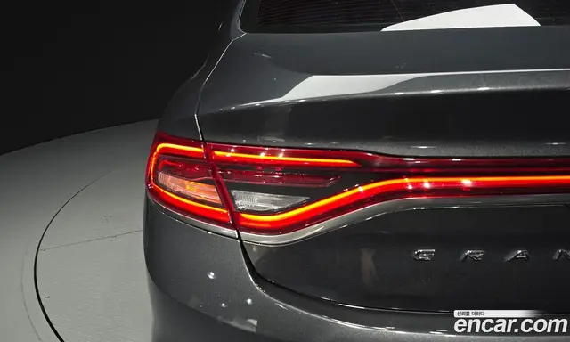 Hyundai Grandeur 2017 2.4 автомат (гидро), миниатюра 9 Hyundai Grandeur 2017 2.4 автомат (гидро), миниатюра 9
