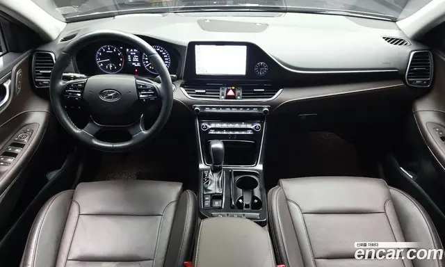 Hyundai Grandeur 2017 2.4 автомат (гидро), миниатюра 10 Hyundai Grandeur 2017 2.4 автомат (гидро), миниатюра 10