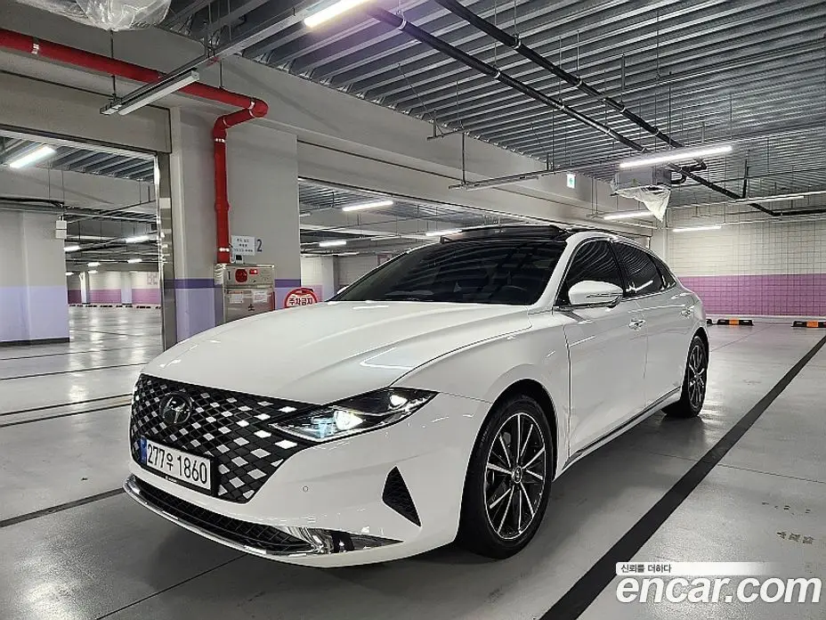 Hyundai Grandeur 2022 2.5 автомат (гидро), фото 3 Hyundai Grandeur 2022 2.5 автомат (гидро), фото 3