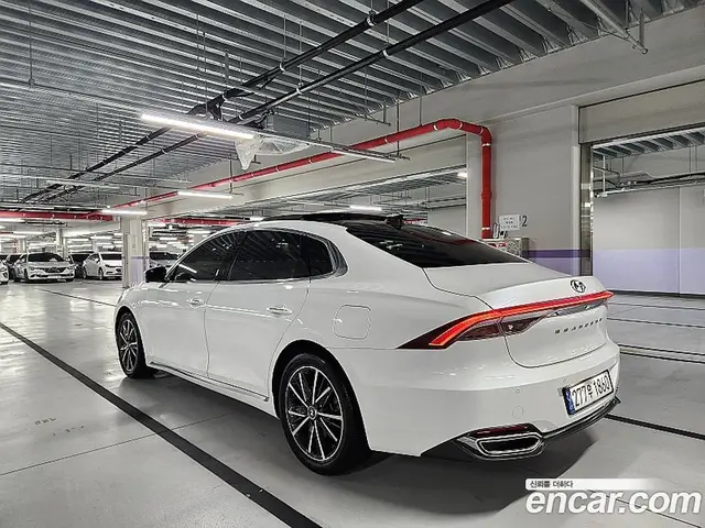 Hyundai Grandeur 2022 2.5 автомат (гидро), миниатюра 4 Hyundai Grandeur 2022 2.5 автомат (гидро), миниатюра 4