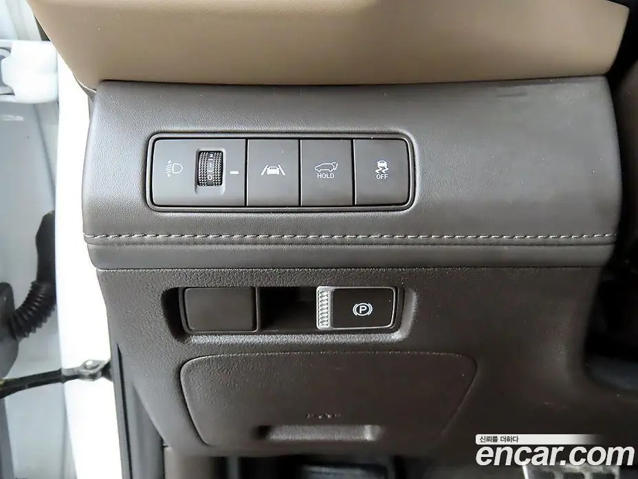 Hyundai Santa Fe 2023 2.5 автомат (гидро), фото 13