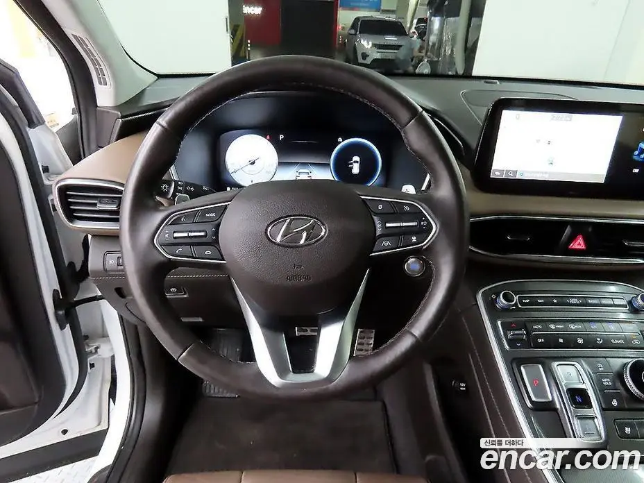 Hyundai Santa Fe 2023 2.5 автомат (гидро), фото 9
