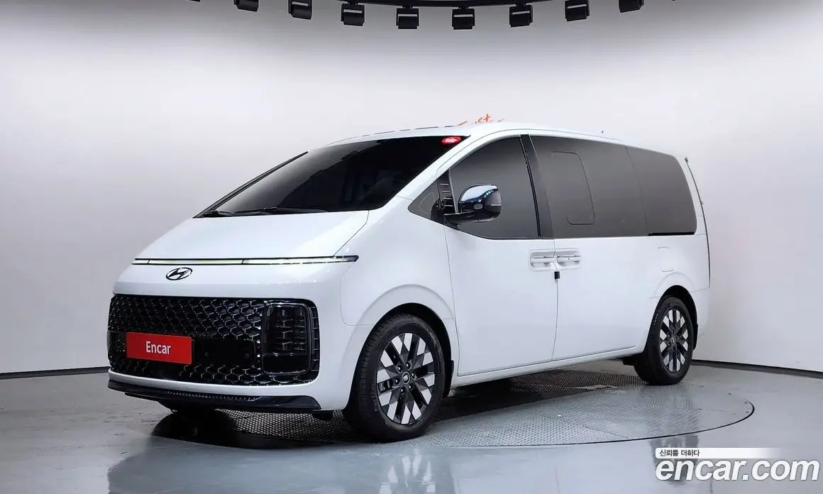 Hyundai Staria 2022 3.5 автомат (гидро), фото 1 Hyundai Staria 2022 3.5 автомат (гидро), фото 1