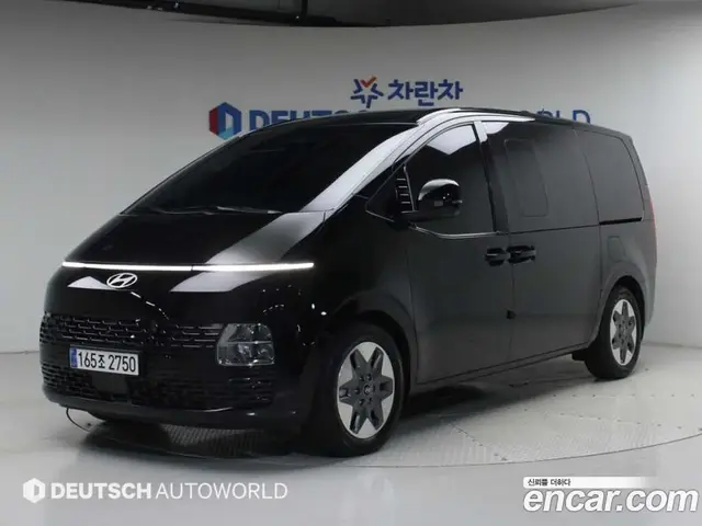 Hyundai Staria 2024 2.2 автомат (гидро), миниатюра 1