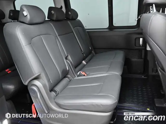Hyundai Staria 2024 2.2 автомат (гидро), миниатюра 12
