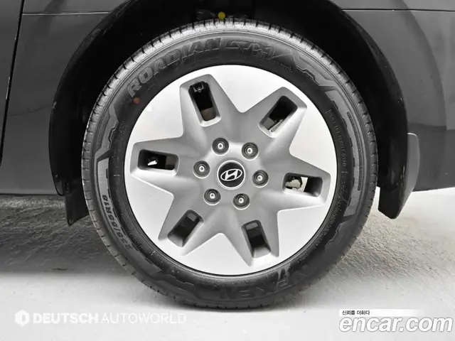 Hyundai Staria 2024 2.2 автомат (гидро), миниатюра 5