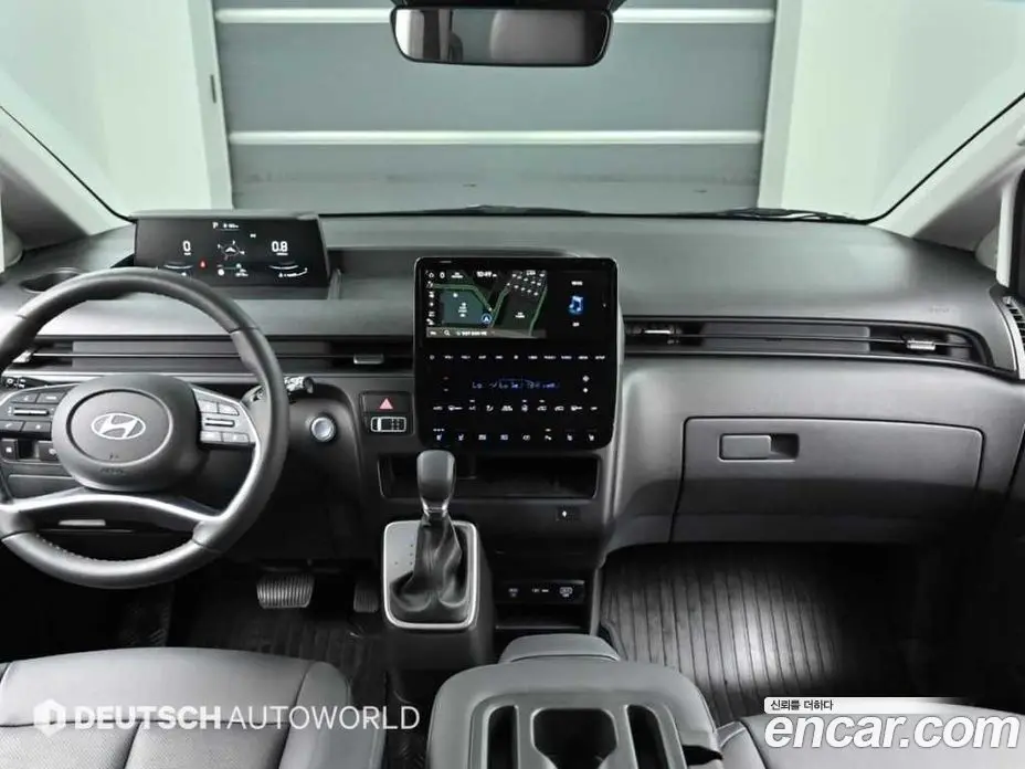Hyundai Staria 2024 2.2 автомат (гидро), фото 7