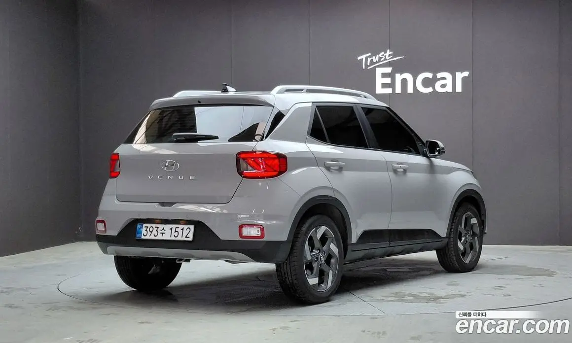 Hyundai Venue 2025 1.6 автомат (гидро), фото 2 Hyundai Venue 2025 1.6 автомат (гидро), фото 2