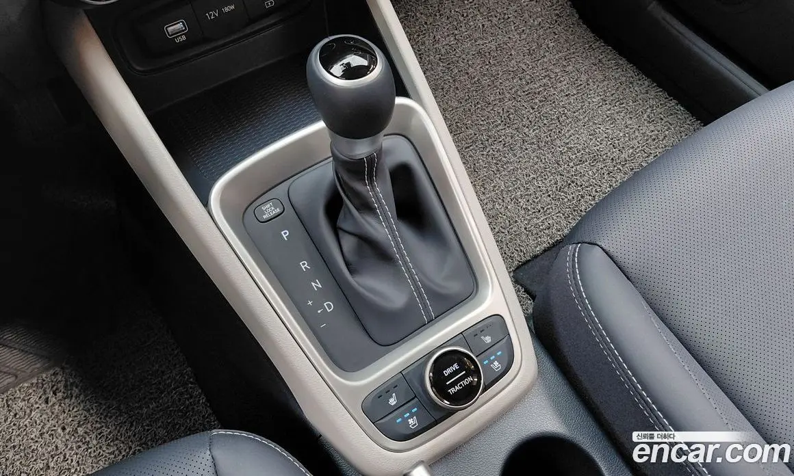 Hyundai Venue 2025 1.6 автомат (гидро), фото 12 Hyundai Venue 2025 1.6 автомат (гидро), фото 12
