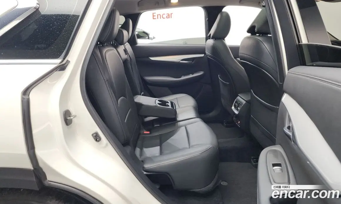 Infiniti QX50 2019 2.0 автомат (гидро), фото 17 Infiniti QX50 2019 2.0 автомат (гидро), фото 17