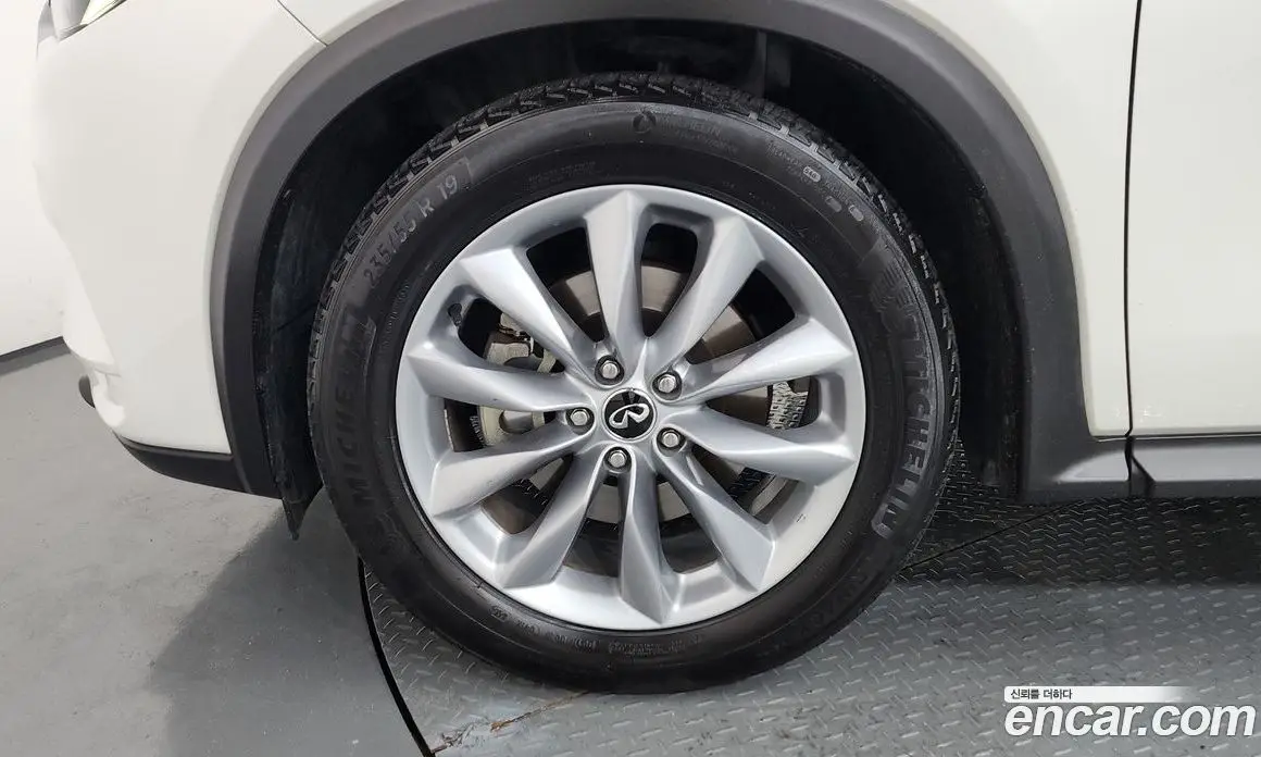 Infiniti QX50 2019 2.0 автомат (гидро), фото 5 Infiniti QX50 2019 2.0 автомат (гидро), фото 5