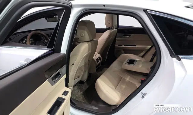 Jaguar XF 2017 2.0 автомат (гидро), миниатюра 12