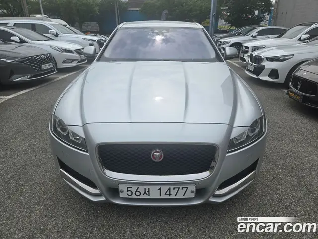 Jaguar XF, 2017, 142 300 км Jaguar XF, 2017, 142 300 км