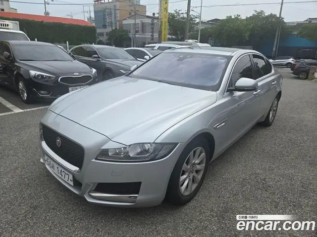 Jaguar XF 2017 2.0 автомат (гидро), миниатюра 2 Jaguar XF 2017 2.0 автомат (гидро), миниатюра 2