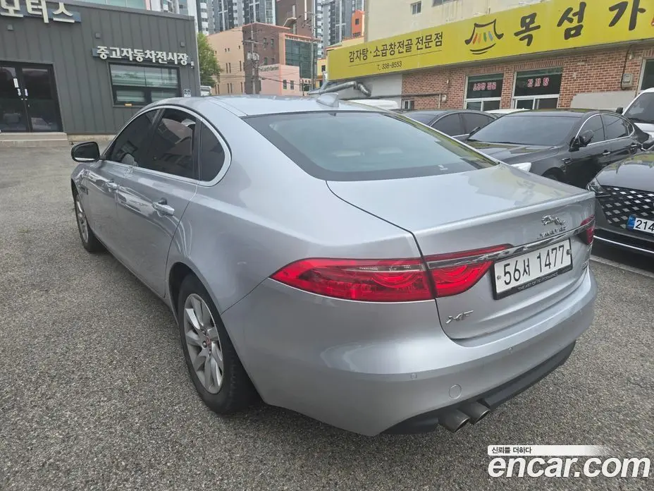 Jaguar XF 2017 2.0 автомат (гидро), фото 7 Jaguar XF 2017 2.0 автомат (гидро), фото 7