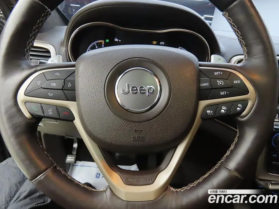 Jeep Cherokee 2016 3.0 автомат (гидро), фото 12