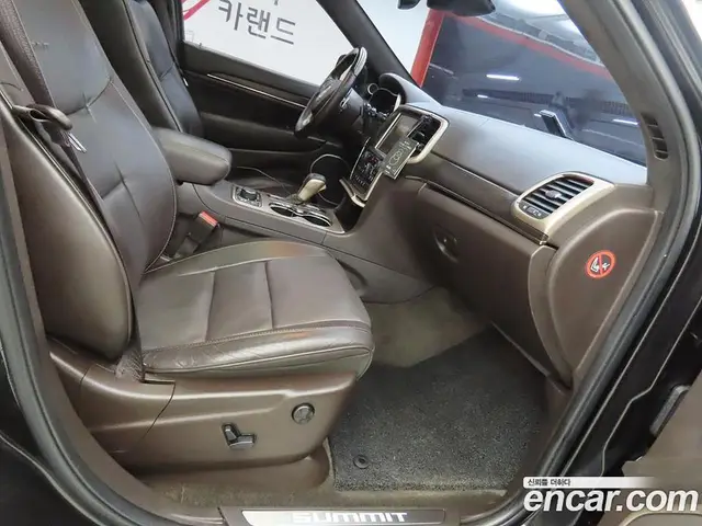 Jeep Cherokee 2016 3.0 автомат (гидро), миниатюра 7