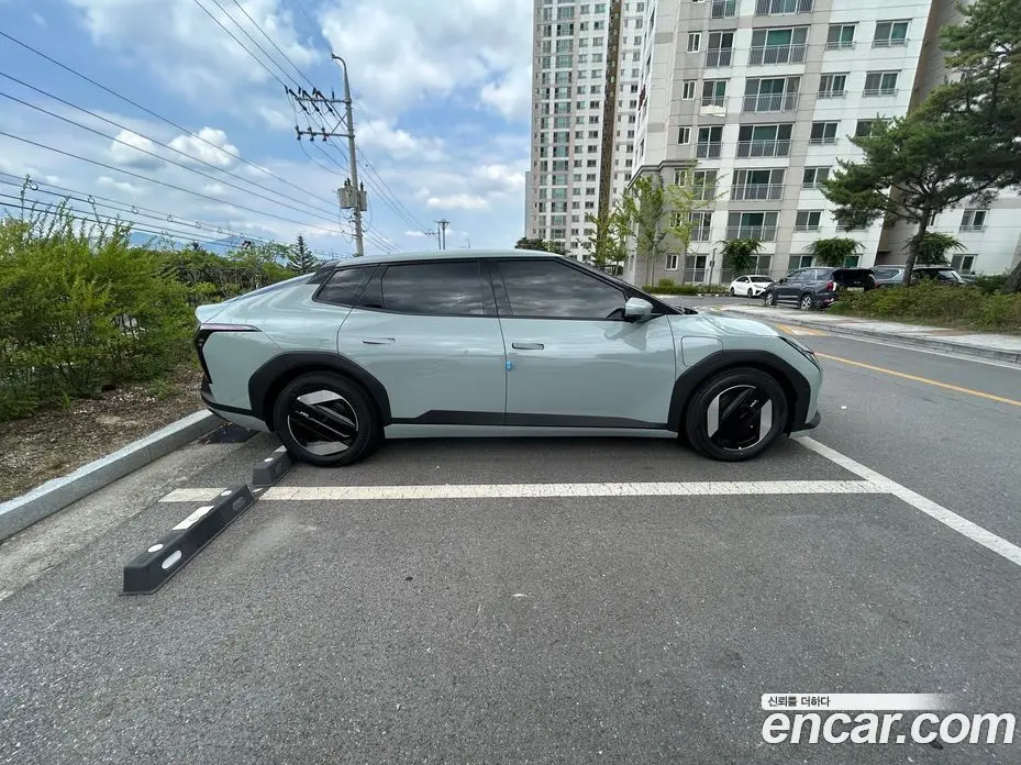 Kia EV4 2026 1.6 автомат (гидро), фото 2 Kia EV4 2026 1.6 автомат (гидро), фото 2