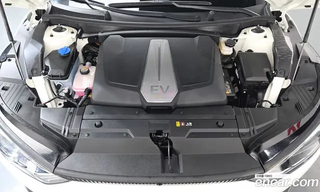 Kia EV6 2024 0.1 автомат (гидро), миниатюра 6 Kia EV6 2024 0.1 автомат (гидро), миниатюра 6