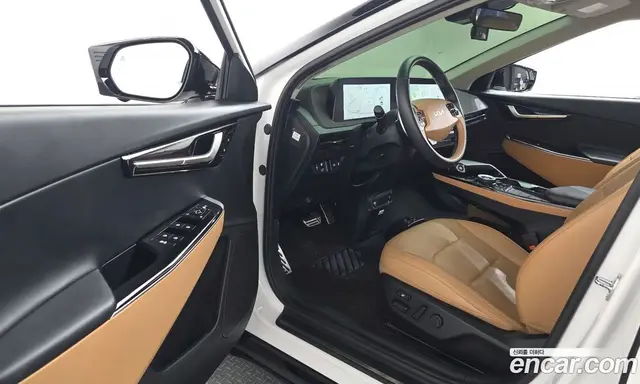 Kia EV6 2024 0.1 автомат (гидро), миниатюра 10 Kia EV6 2024 0.1 автомат (гидро), миниатюра 10