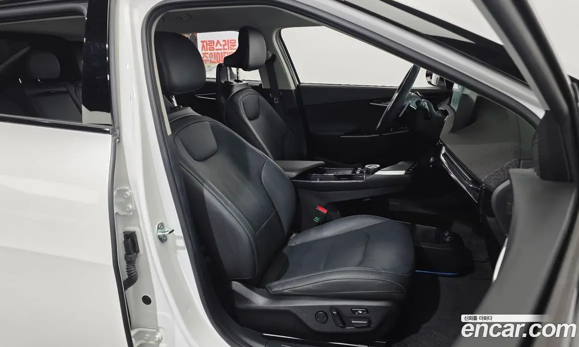 Kia EV6 2024 1.0 автомат (гидро), фото 16