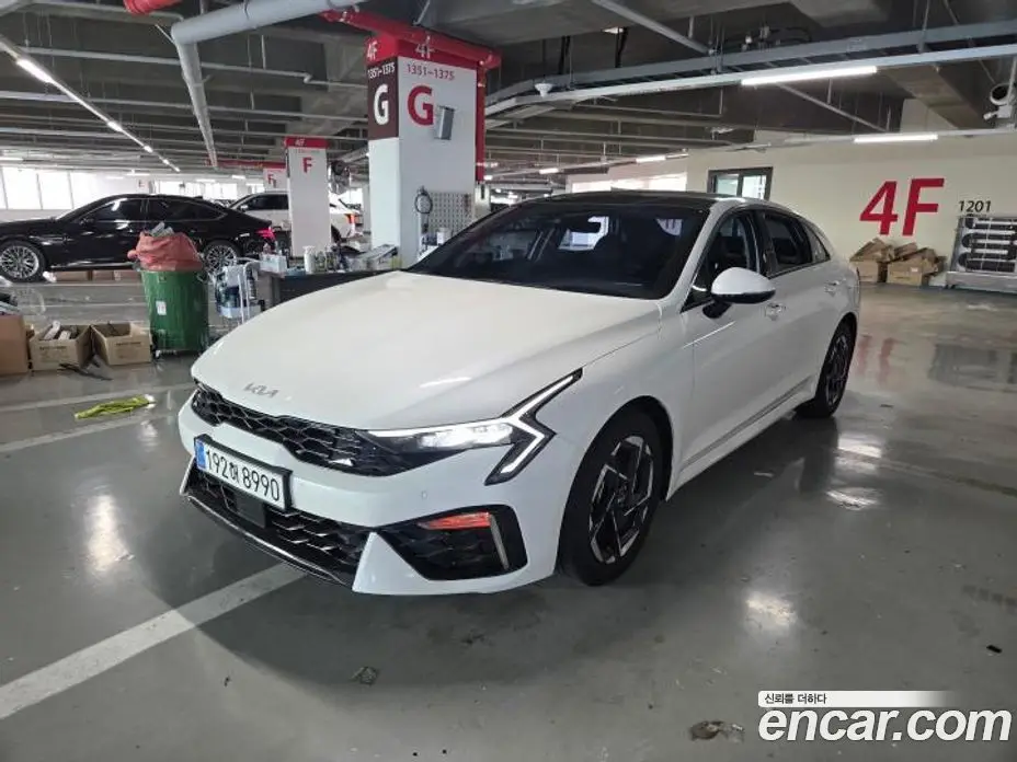 Kia K5 (Optima) 2023 1.6 автомат (гидро), фото 3