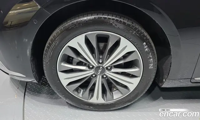Kia K8 2022 1.6 автомат (гидро), миниатюра 7 Kia K8 2022 1.6 автомат (гидро), миниатюра 7