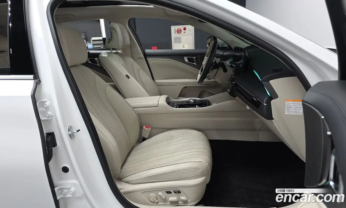 Kia K8 2025 1.6 автомат (гидро), фото 16 Kia K8 2025 1.6 автомат (гидро), фото 16