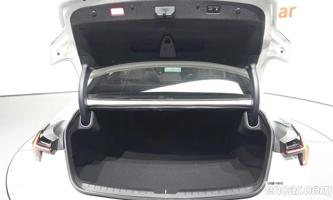 Kia K8 2025 1.6 автомат (гидро), фото 26 Kia K8 2025 1.6 автомат (гидро), фото 26