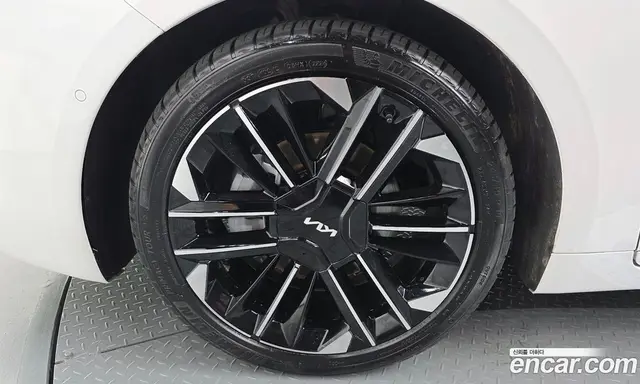 Kia K8 2025 1.6 автомат (гидро), миниатюра 5 Kia K8 2025 1.6 автомат (гидро), миниатюра 5