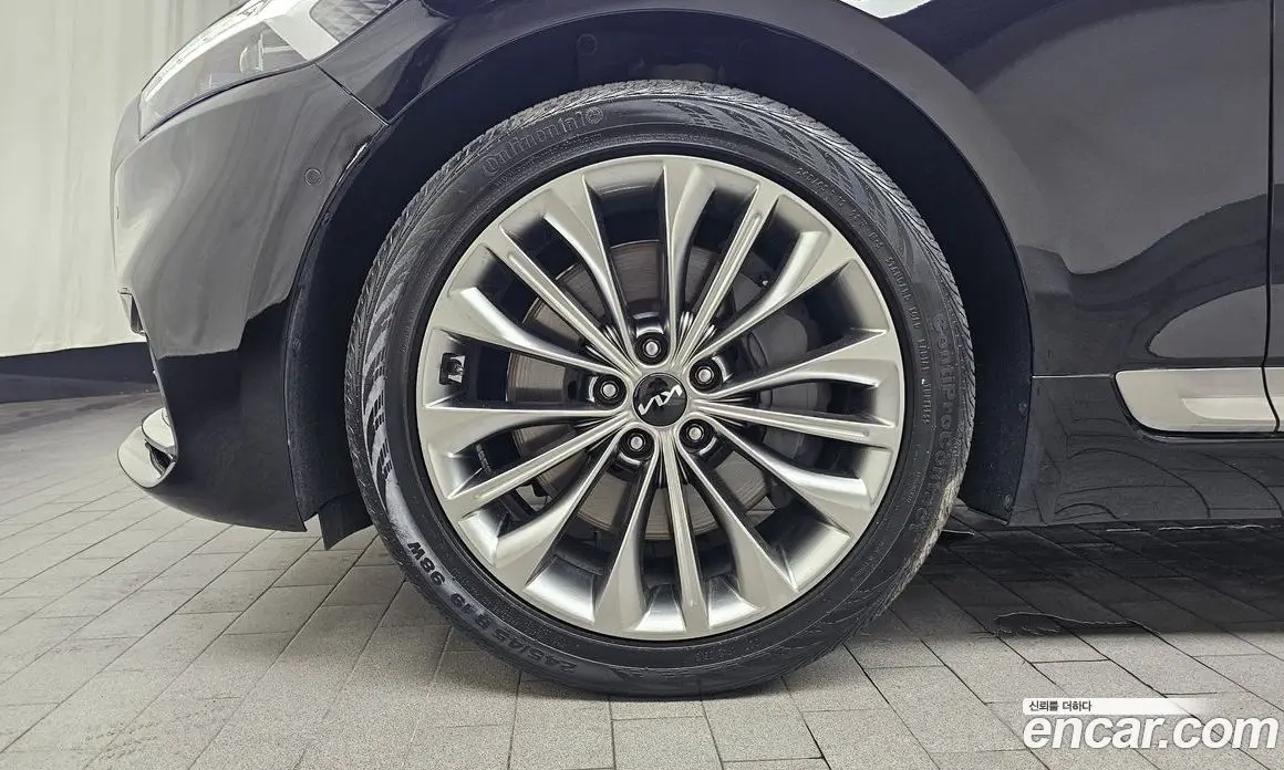 Kia K9 2024 3.8 автомат (гидро), фото 4 Kia K9 2024 3.8 автомат (гидро), фото 4
