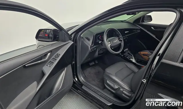 Kia Niro 2024 1.6 автомат (гидро), миниатюра 11 Kia Niro 2024 1.6 автомат (гидро), миниатюра 11