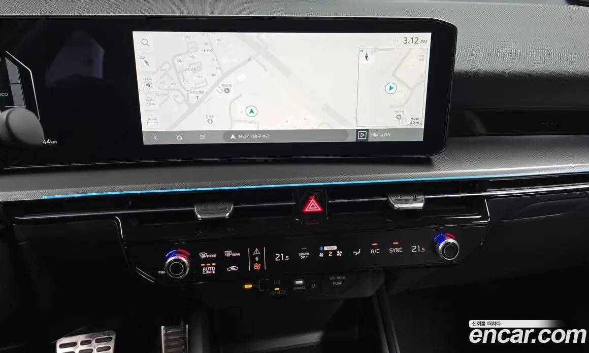 Kia Niro 2026 1.6 автомат (гидро), фото 18 Kia Niro 2026 1.6 автомат (гидро), фото 18