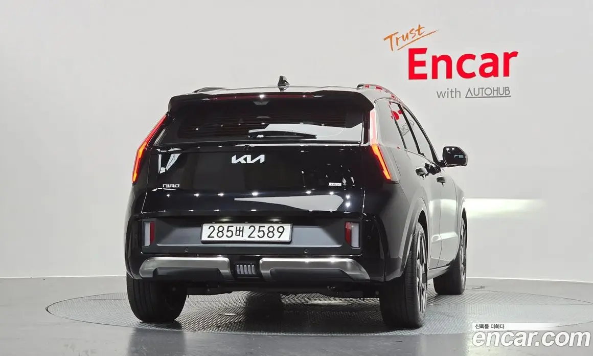 Kia Niro 2026 1.6 автомат (гидро), фото 3 Kia Niro 2026 1.6 автомат (гидро), фото 3