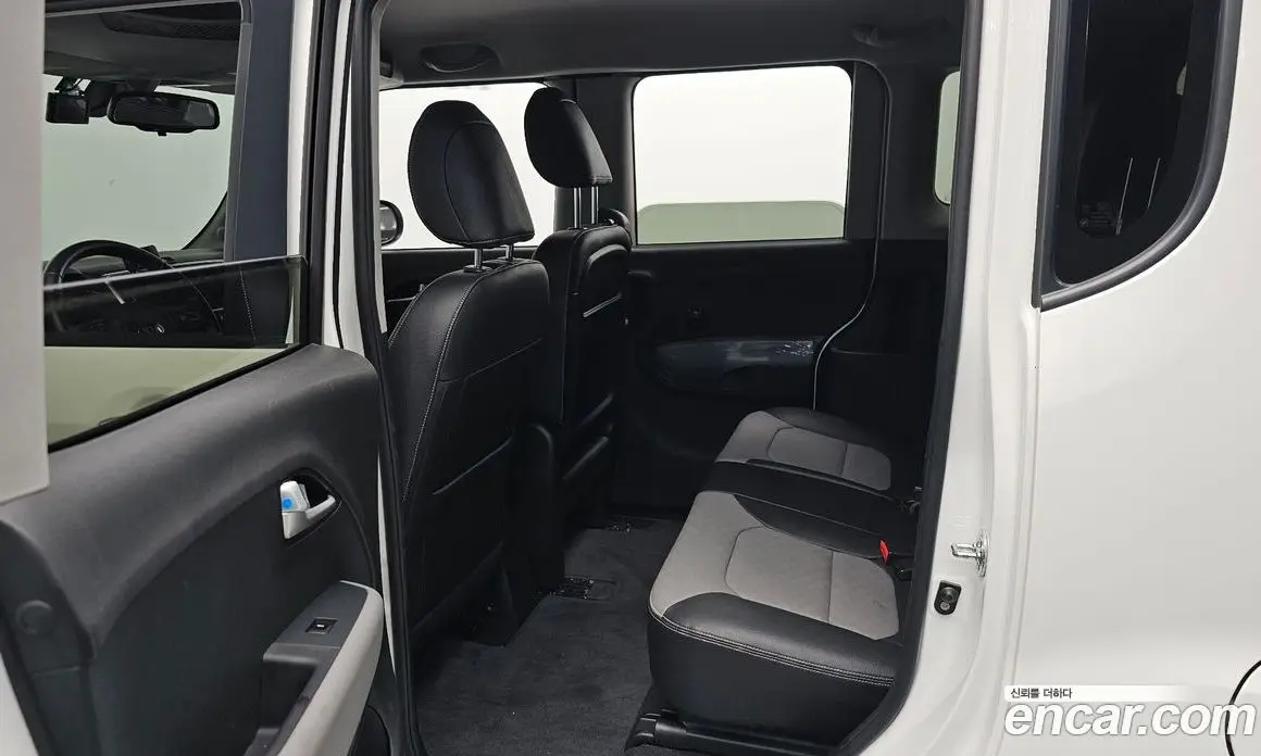 Kia Ray 2020 1.0 автомат (гидро), фото 15