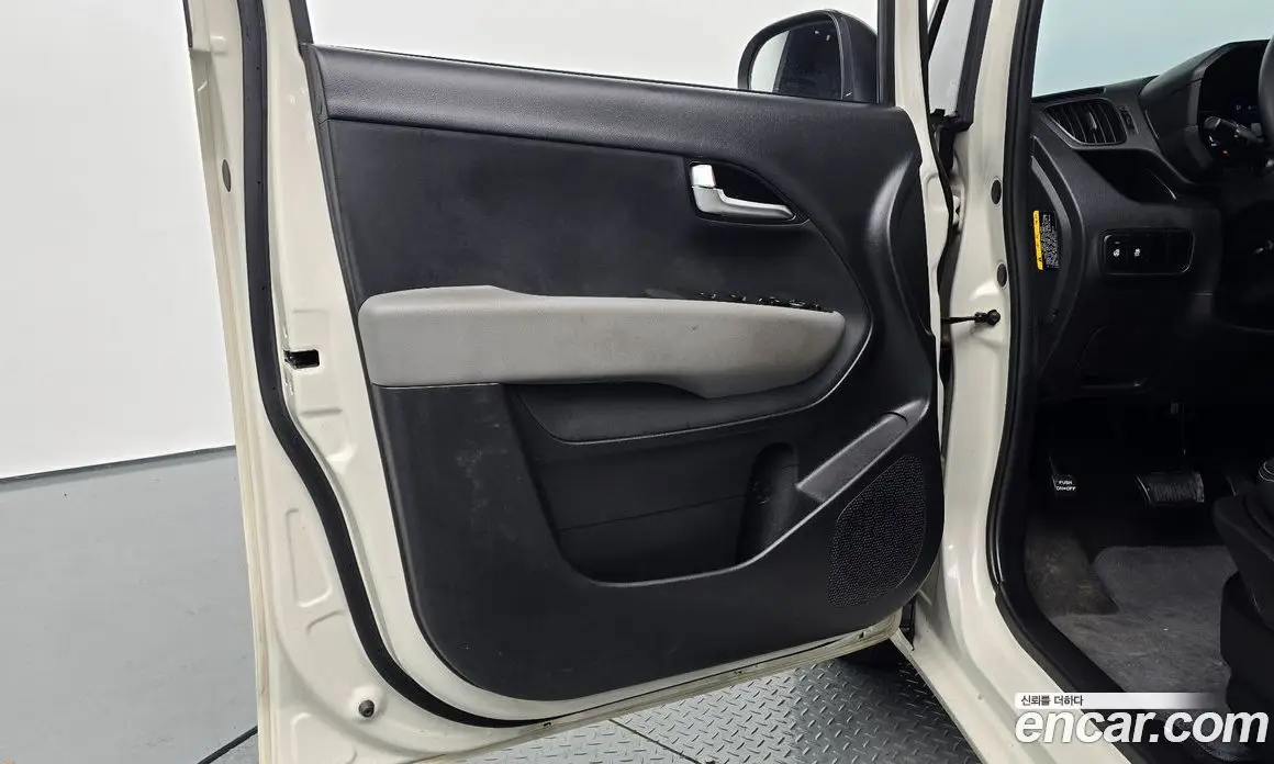 Kia Ray 2023 1.0 автомат (гидро), фото 14 Kia Ray 2023 1.0 автомат (гидро), фото 14