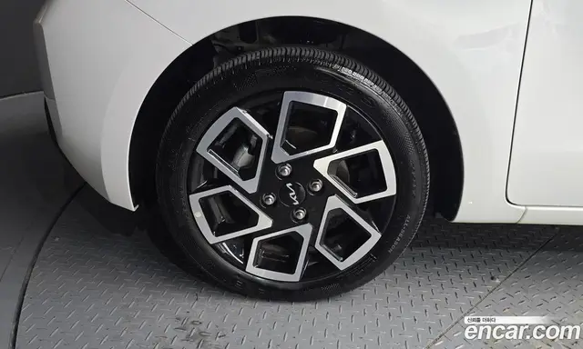 Kia Ray 2025 1.0 автомат (гидро), миниатюра 5 Kia Ray 2025 1.0 автомат (гидро), миниатюра 5