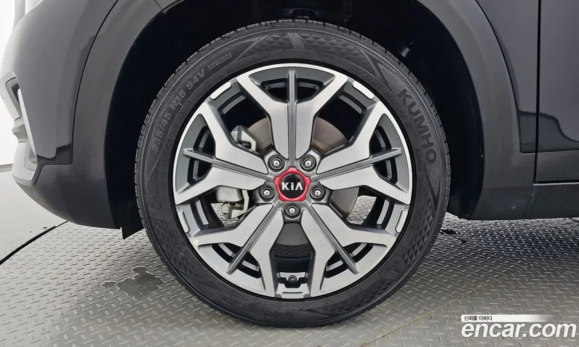 Kia Seltos 2020 1.6 автомат (гидро), фото 4 Kia Seltos 2020 1.6 автомат (гидро), фото 4