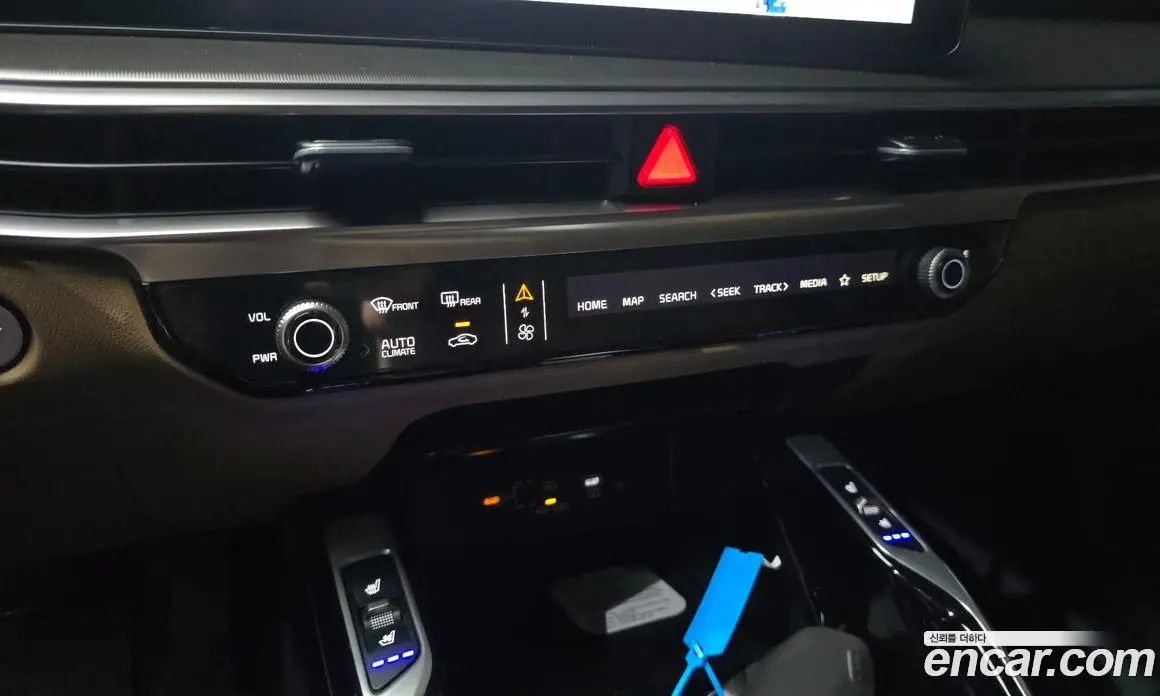 Kia Sorento 2025 2.5 автомат (гидро), фото 25 Kia Sorento 2025 2.5 автомат (гидро), фото 25