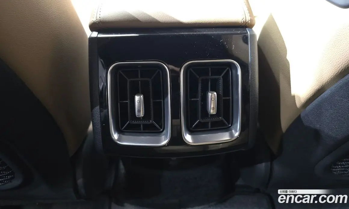Kia Sorento 2025 2.5 автомат (гидро), фото 31 Kia Sorento 2025 2.5 автомат (гидро), фото 31