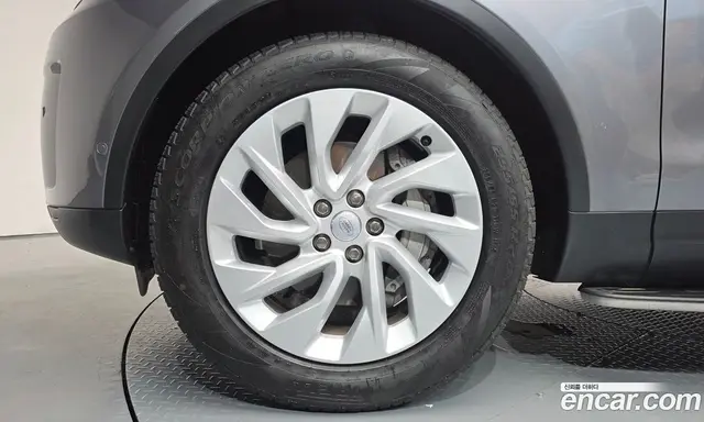 Land Rover Discovery 2025 2.0 автомат (гидро), миниатюра 4 Land Rover Discovery 2025 2.0 автомат (гидро), миниатюра 4