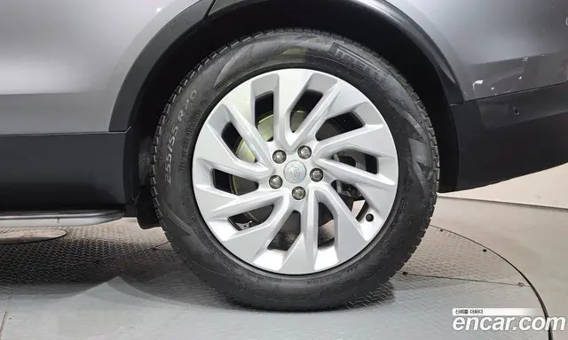 Land Rover Discovery 2025 2.0 автомат (гидро), миниатюра 6 Land Rover Discovery 2025 2.0 автомат (гидро), миниатюра 6